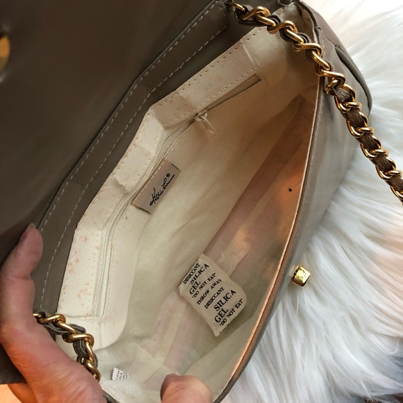 Kathie Lee Chain Cross Body Bag - Picture 8 of 8